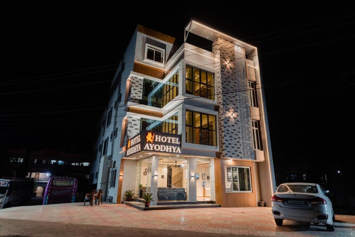 Hotel Ayodhya Virpur Kültér fotó