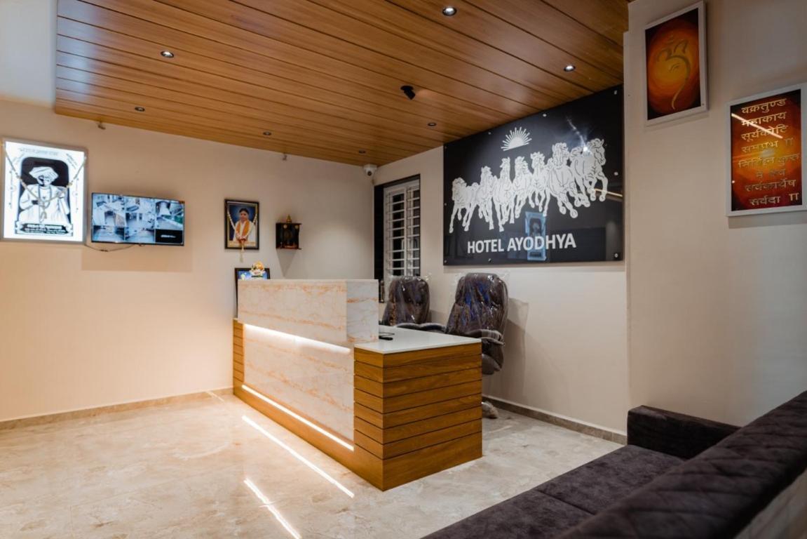 Hotel Ayodhya Virpur Kültér fotó